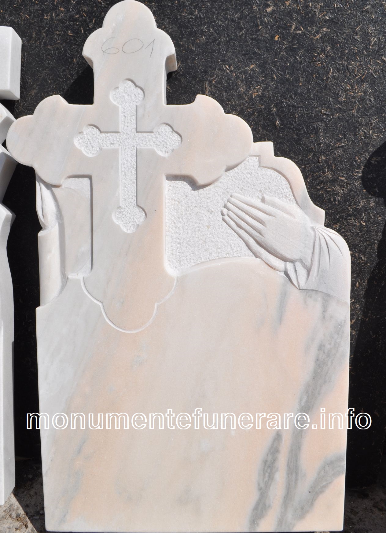 monument funerar model 601