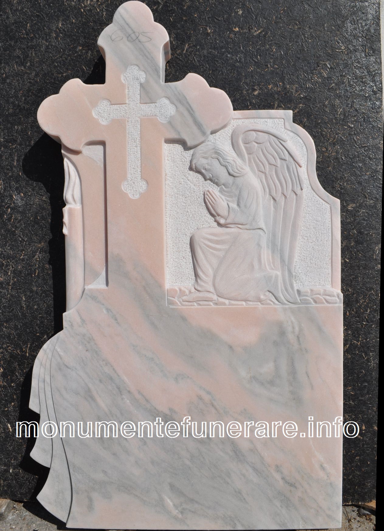 monument funerar model 605
