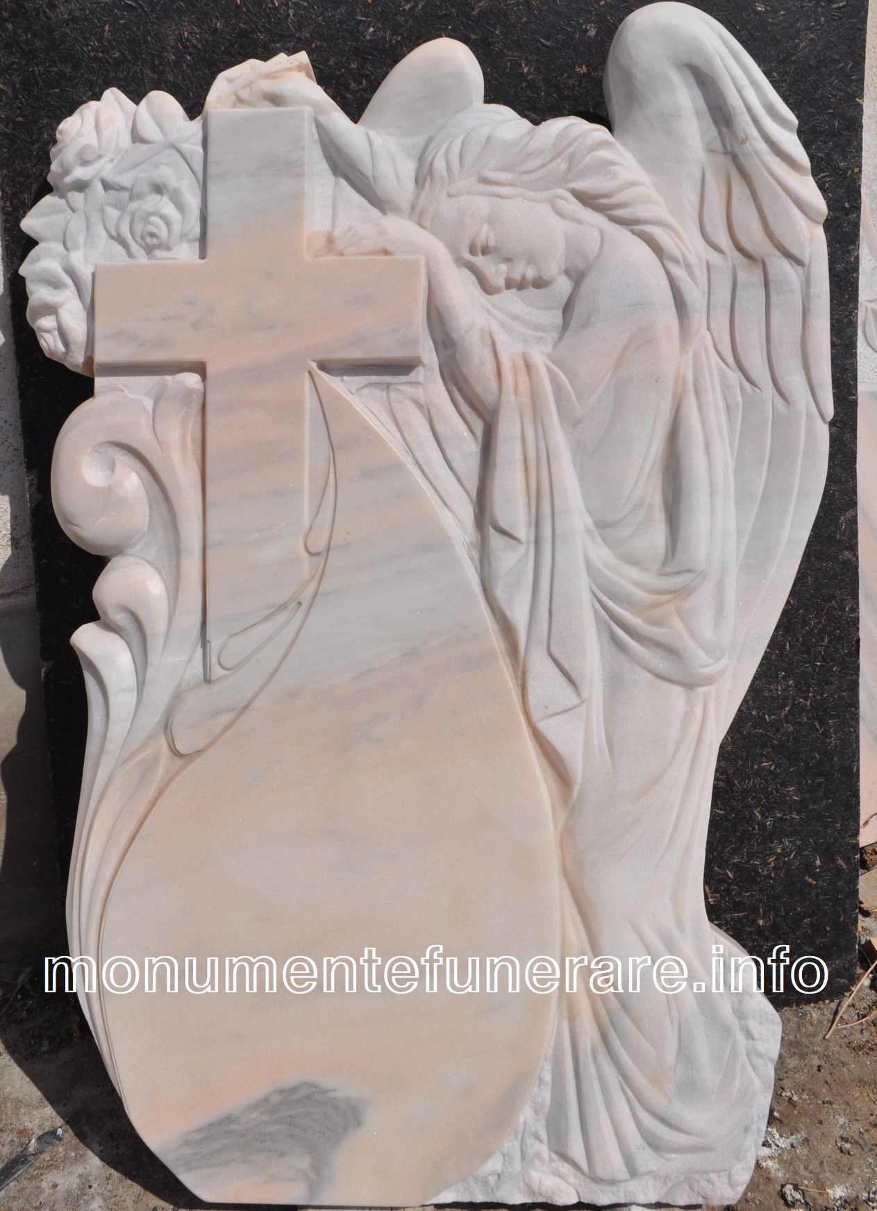 monument funerar model 622