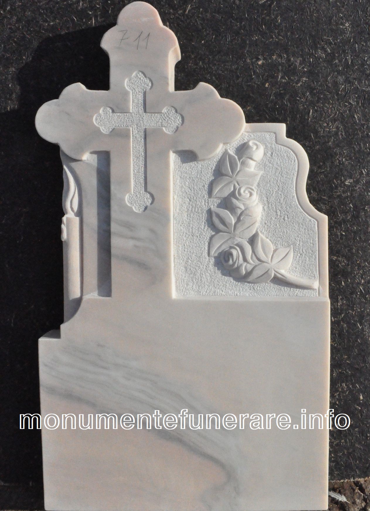 monument funerar model 711
