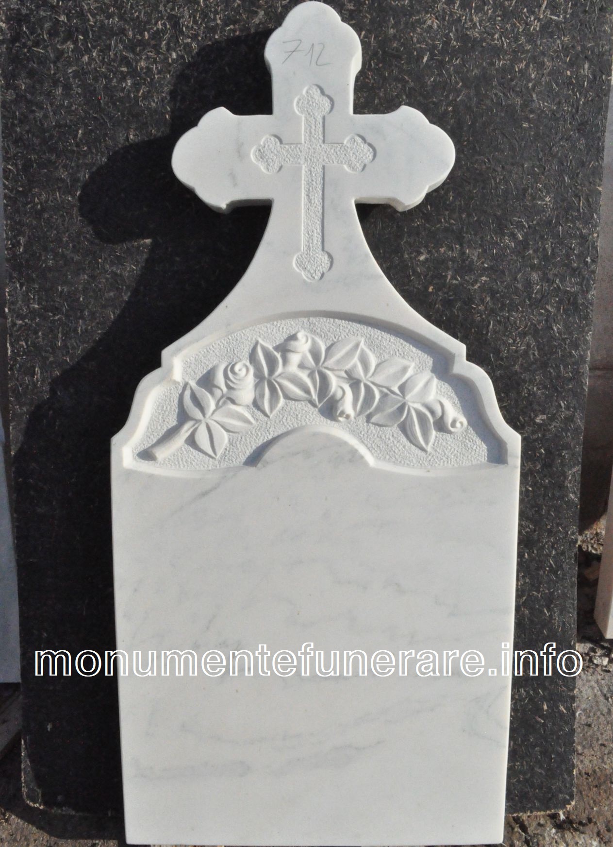 monument funerar model 712