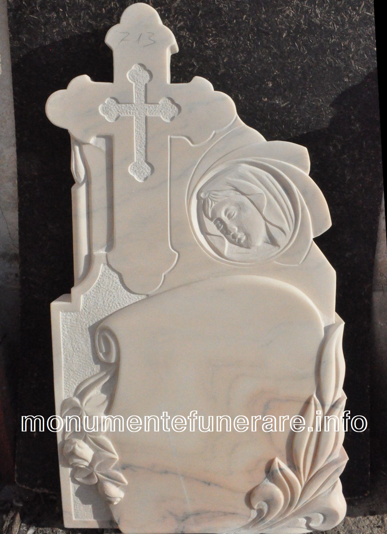 monument funerar model 713